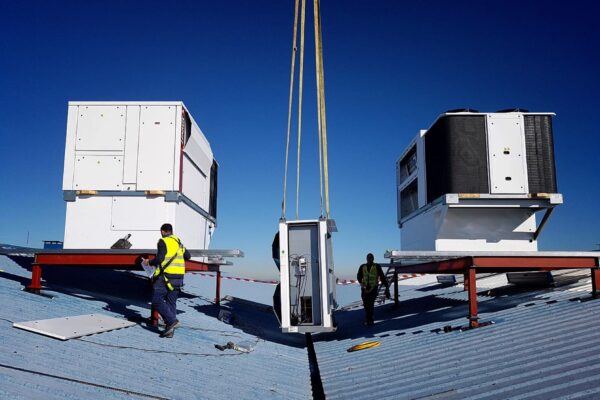 Contratar empresa de climatización. Instalaciones de ventilación industrial